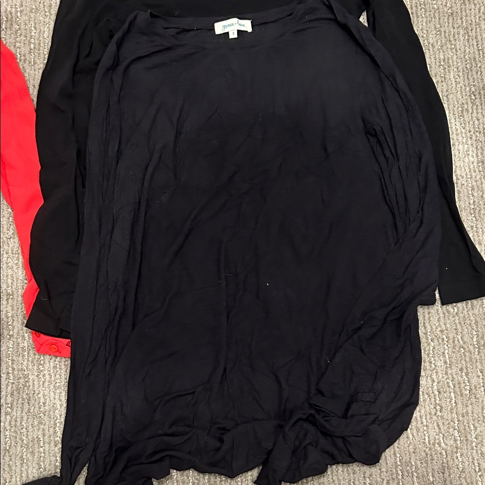 Assorted Long Sleeve Maternity Tops - Picture 11 of 12
